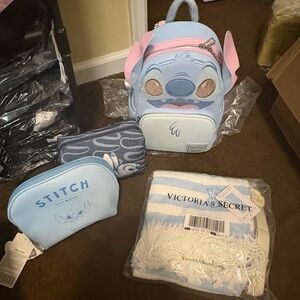 🔥Loungefly Disney Stitch Mini Backpack,  Pouches & Blanket Set